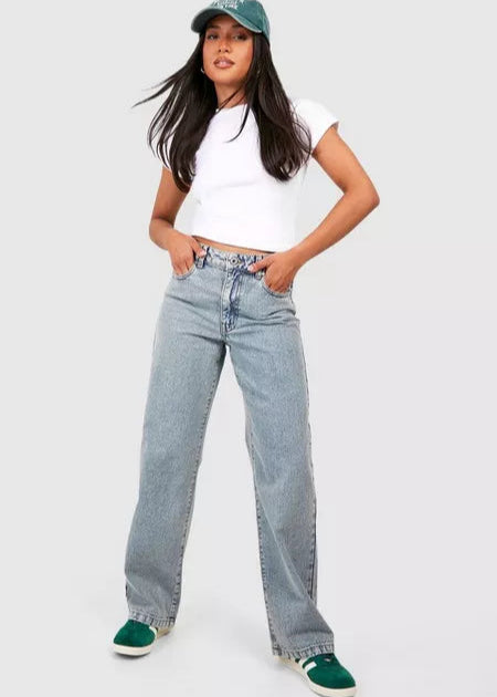 Velour™ | Basics Boyfriend Jean