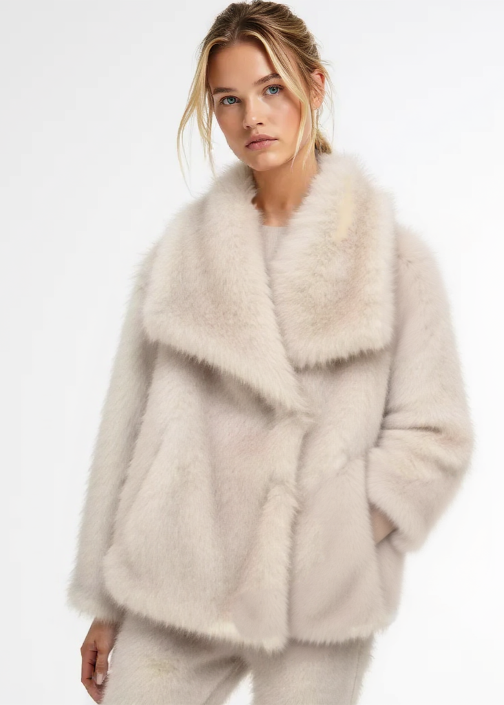 Velour™ | Fur Coat