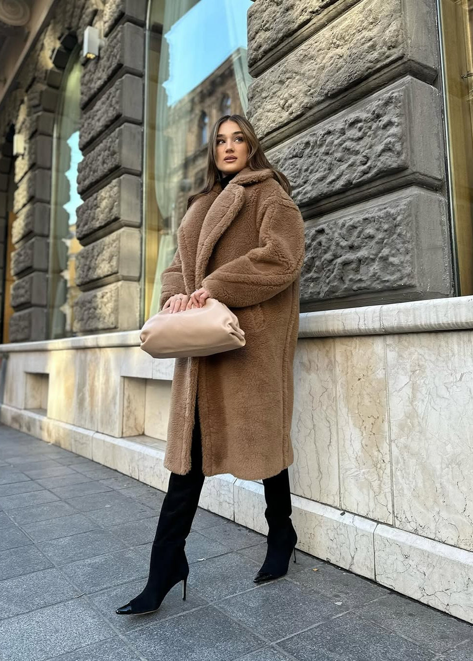 Velour™ | Long teddy coat