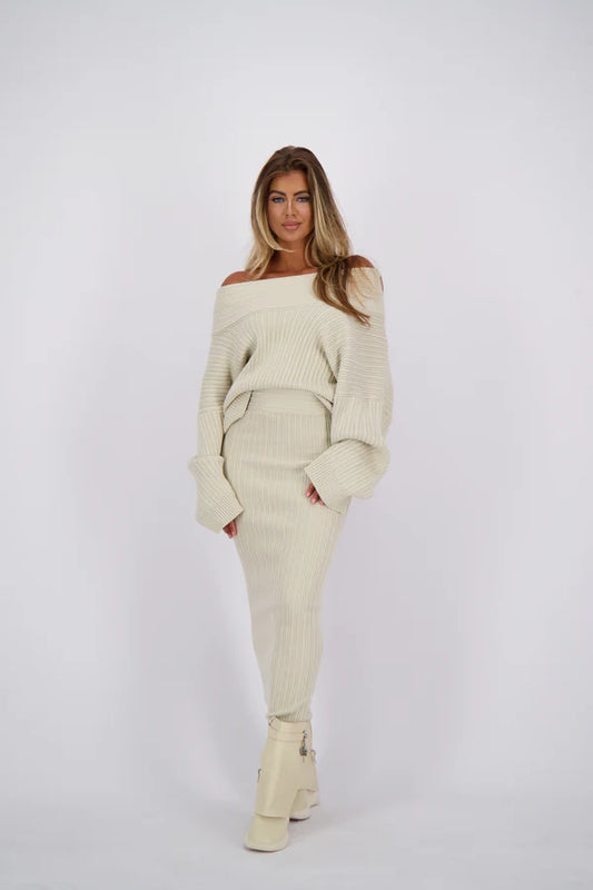 Beige knitted set