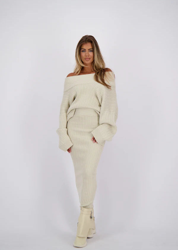Velour™ | Beige knitted set