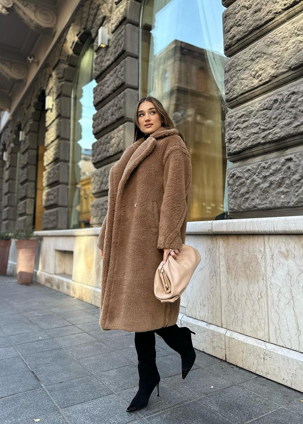Velour™ | Long teddy coat